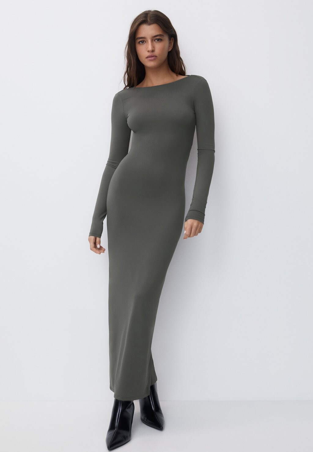 

Длинное платье Long PULL&BEAR, хаки