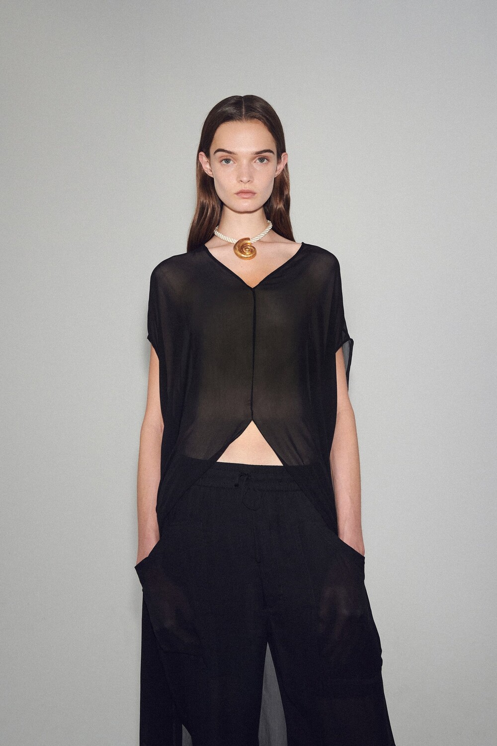 

Длинный полупрозрачный свитер Zara, черный