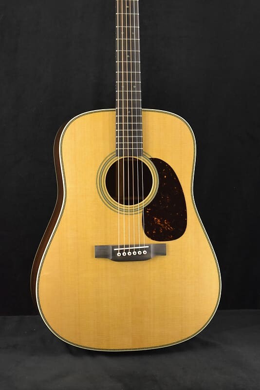 

Акустическая гитара Martin HD-28 Natural