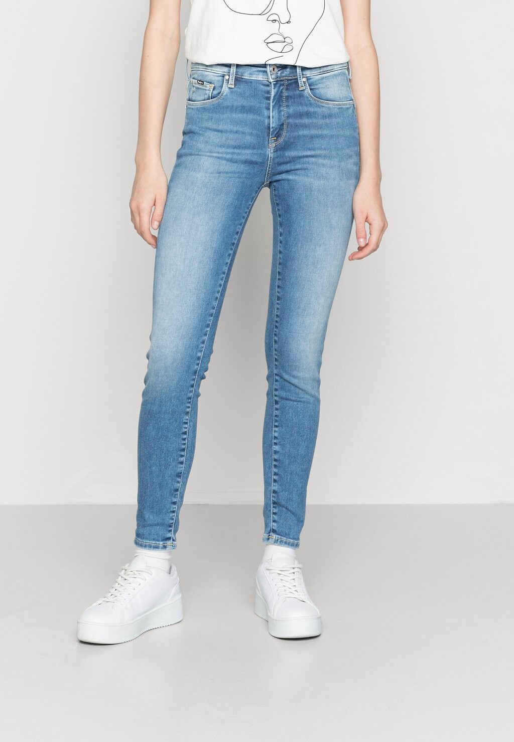 

Джинсы скинни Pepe Jeans
