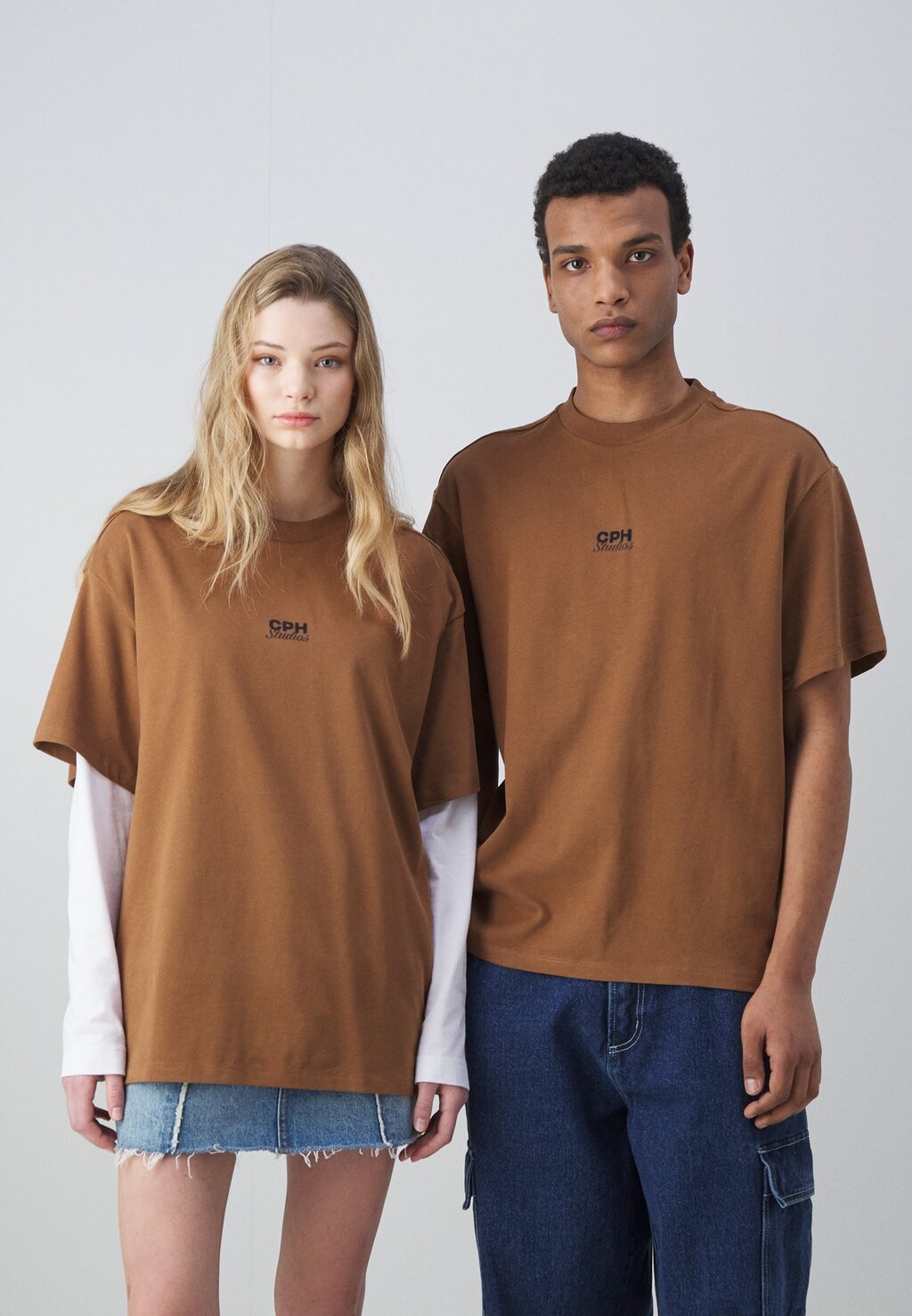 

Базовая футболка JPRBLAHARVEY TEE CREW NECK UNISEX Jack & Jones PREMIUM, коричневый