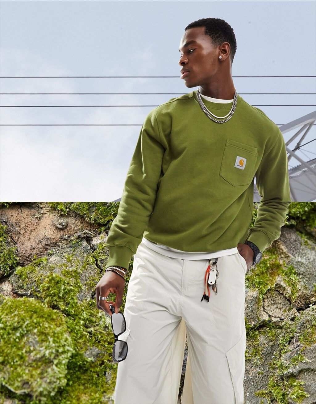 

Зеленый свитшот с карманом Carhartt WIP