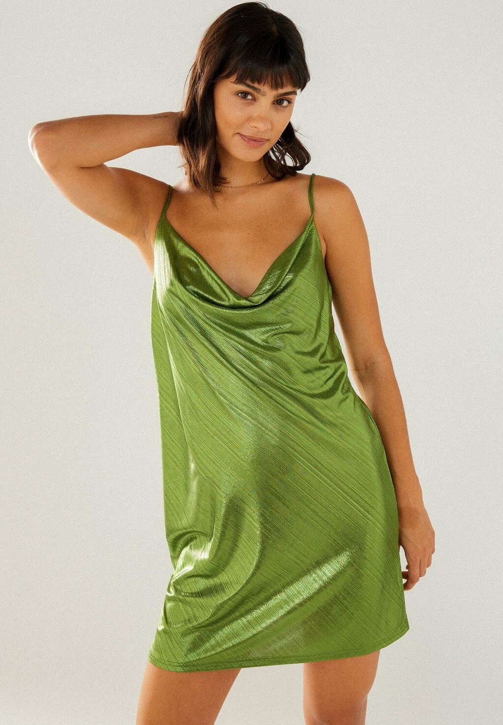 

Элегантное платье Urban Threads