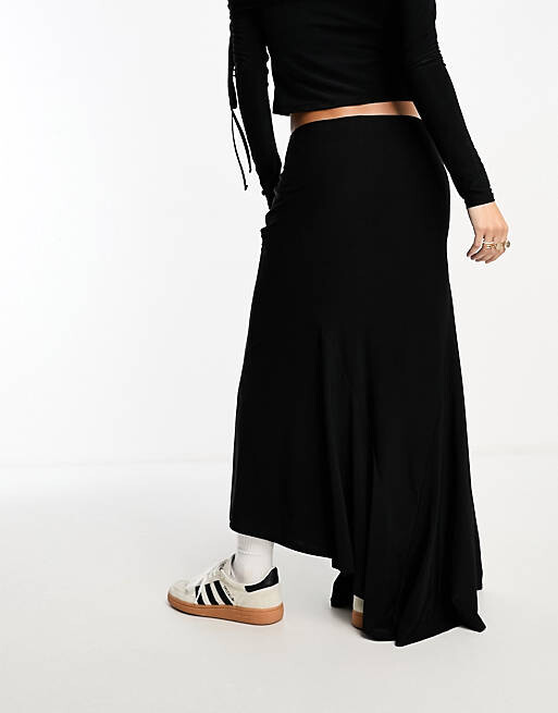 

Черная юбка макси с диагональным швом ASOS DESIGN