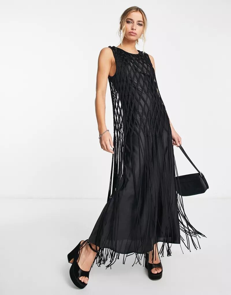 

Черное атласное платье макси с деталями макраме ASOS, Черный