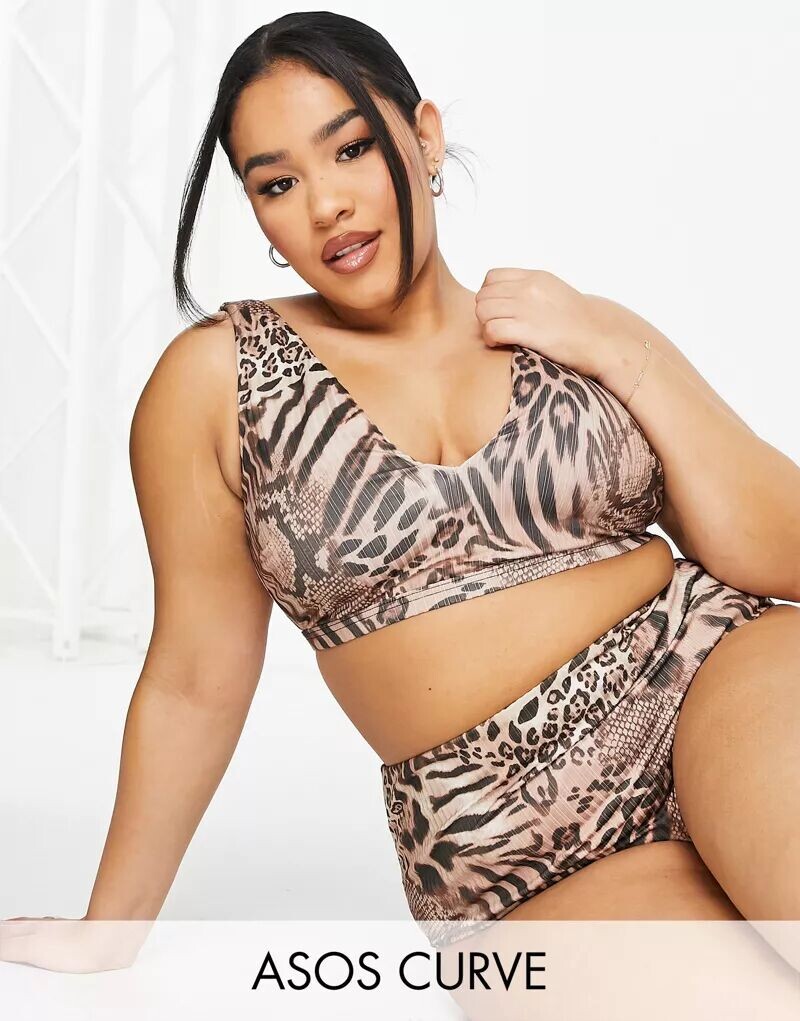 

Укороченный топ бикини с леопардовым принтом ASOS DESIGN Curve