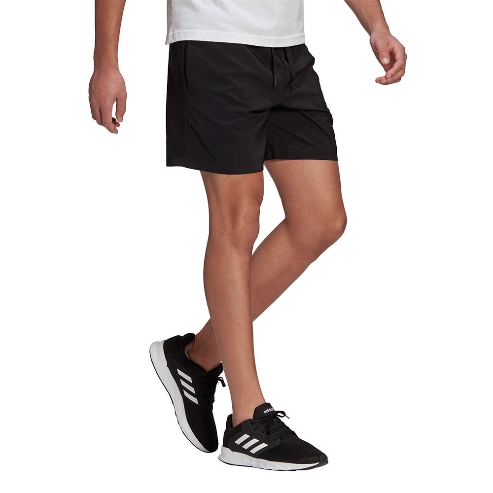 

Спортивные шорты adidas Aeroready Essentials Chelsea Small Logo, черный