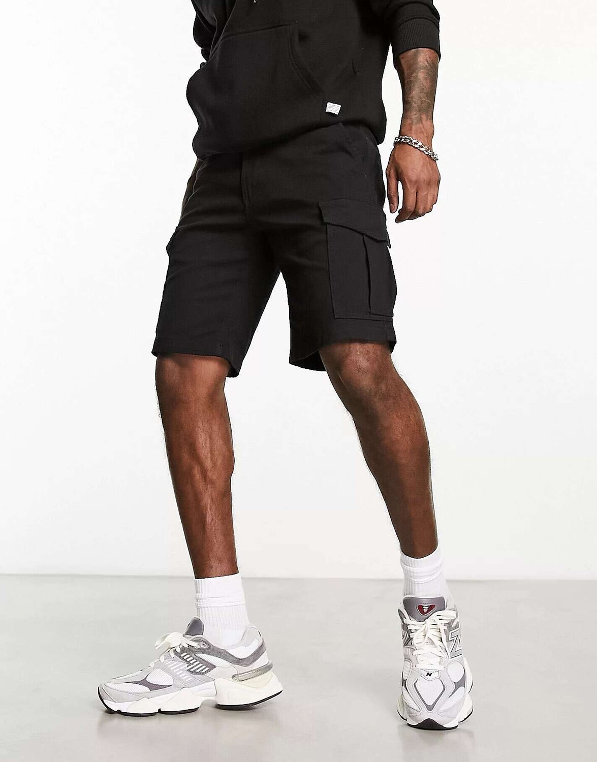 

Черные шорты карго Jack & Jones Intelligence