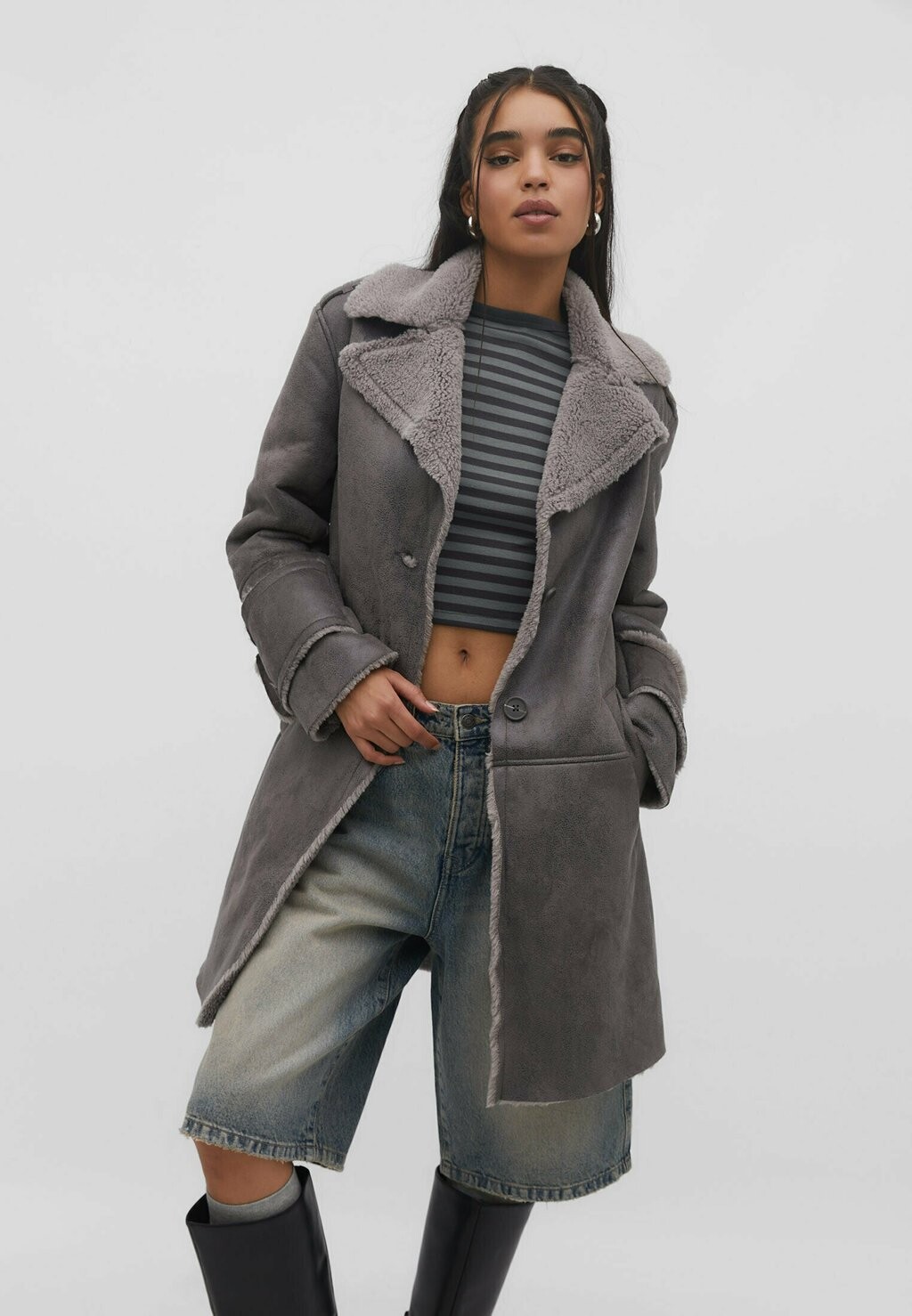

Полупальто Double-Face Stradivarius, цвет grey
