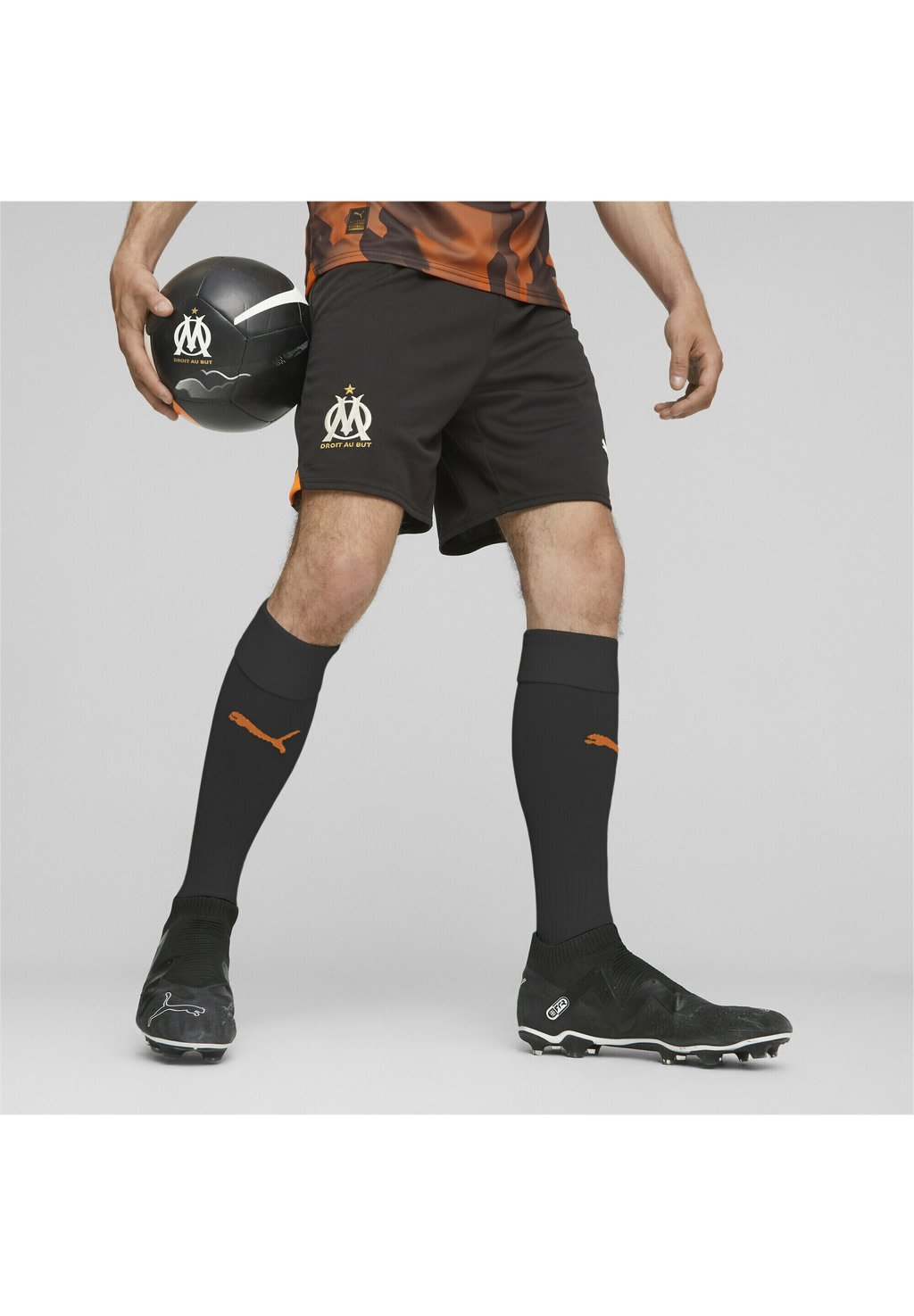 цена Спортивные шорты OLYMPIQUE DE MARSEILLE FUSSBALL Puma, черный рикки оранжевый