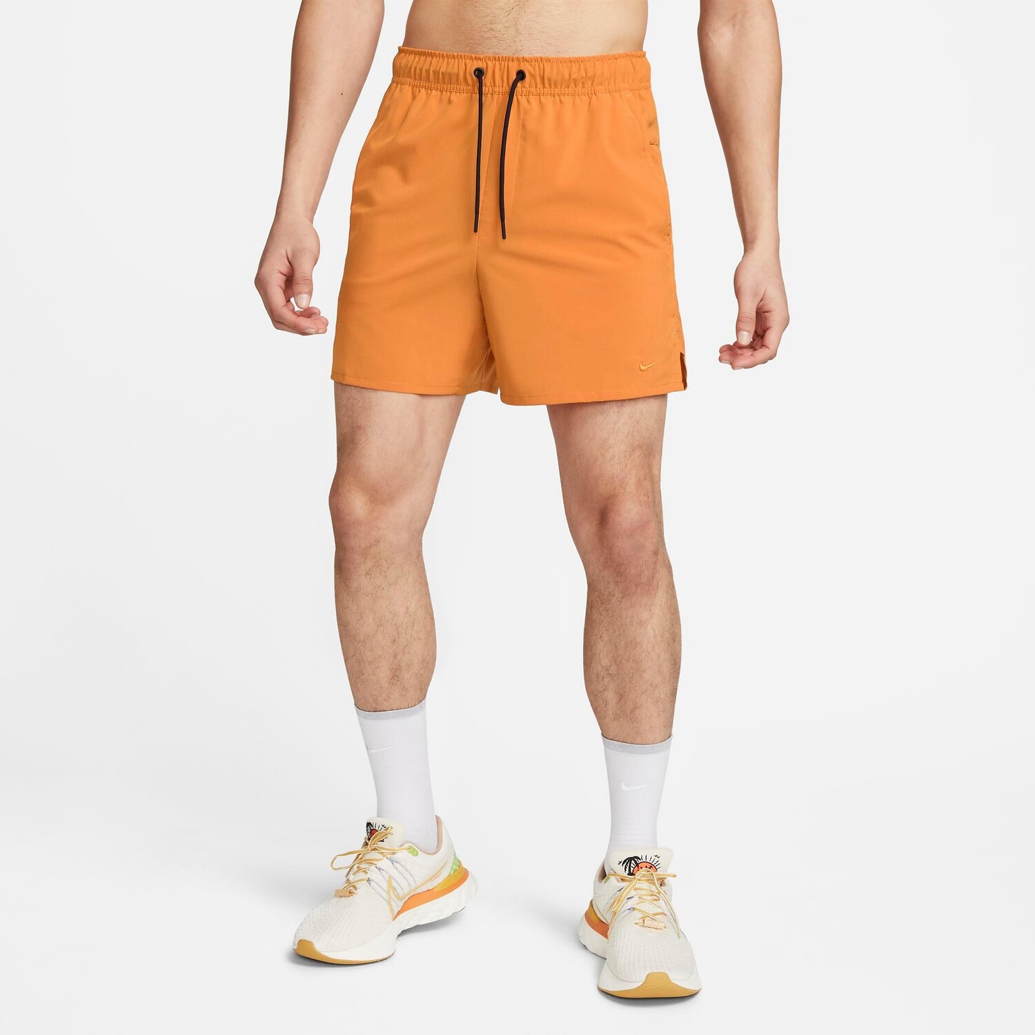 

Мужские универсальные шорты без подкладки Nike Unlimited Dri-FIT 5 дюймов, апельсин