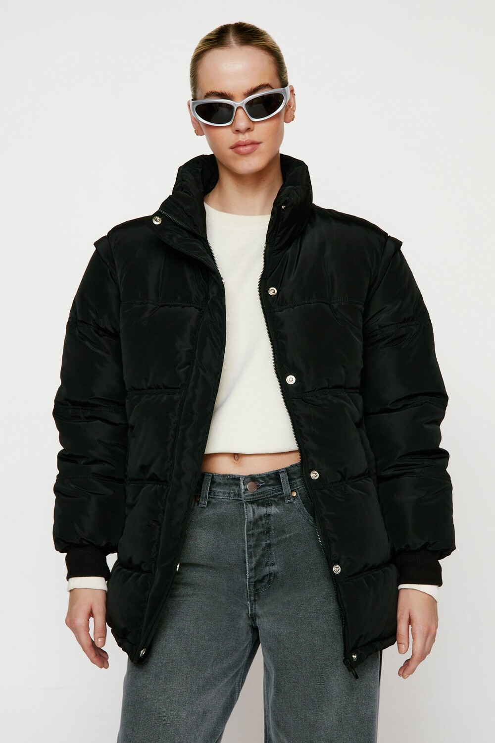 

Жилет и пуховик 2 в 1 с длинными рукавами Nasty Gal, черный