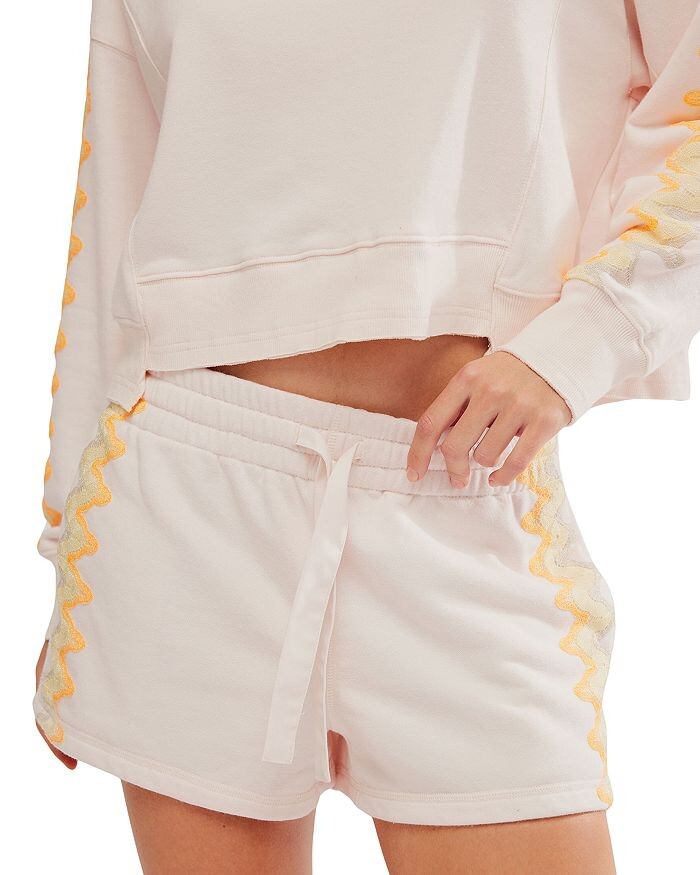 

Шорты с волнистым принтом Free People Feeling, белый