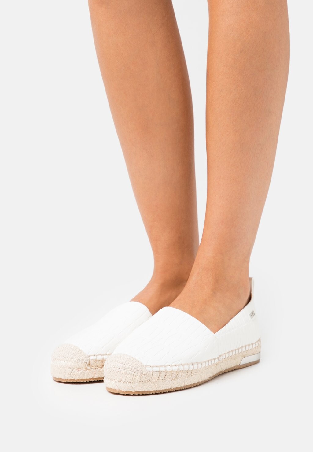 

Эспадрильи DKNY