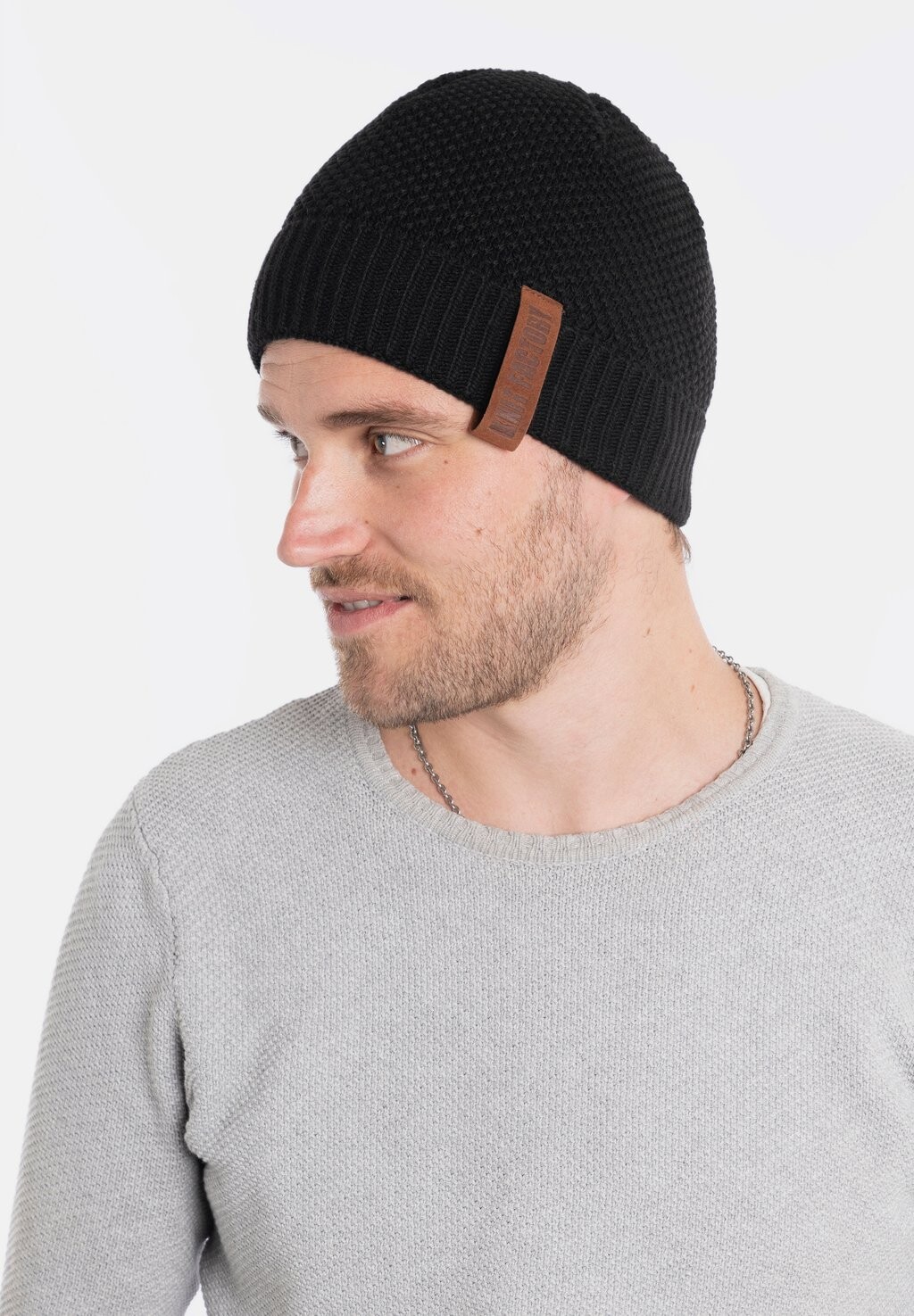 

Шапка JAZZ Knit Factory, цвет black
