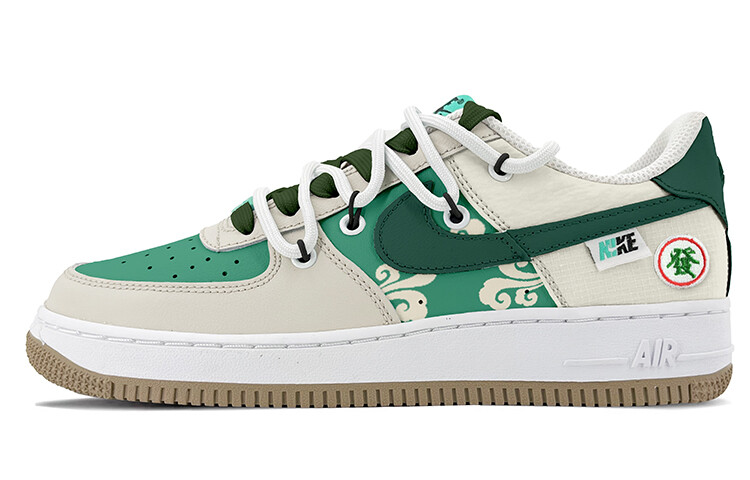 

Женские кроссовки для скейтбординга Nike Air Force 1