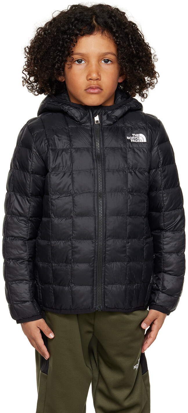 

Детская черная детская куртка с капюшоном The North Face Kids