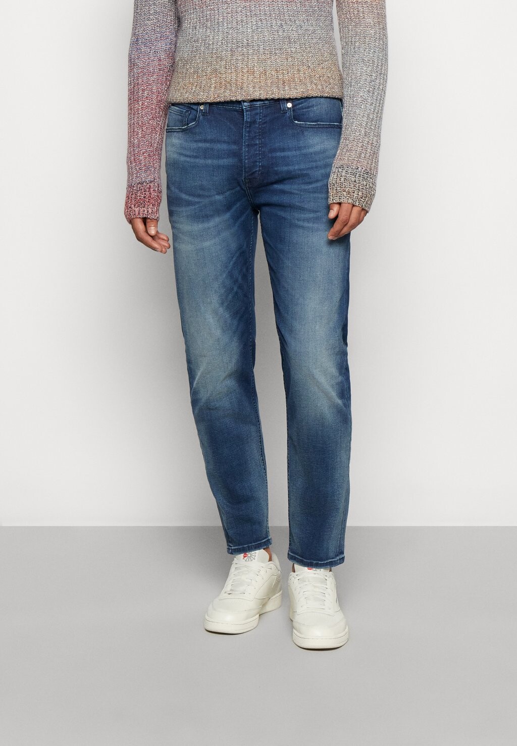 

Зауженные джинсы Scotch & Soda