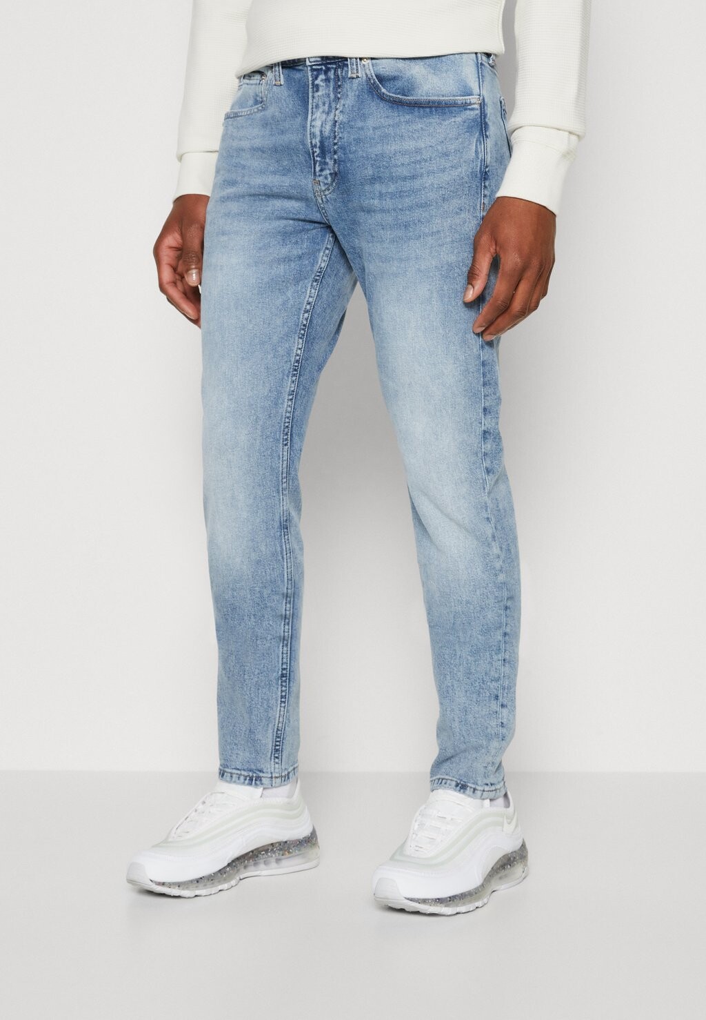 

Зауженные джинсы Calvin Klein Jeans
