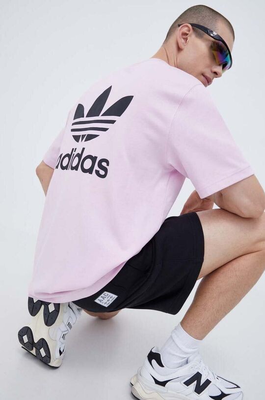 

Хлопковая футболка adidas Originals, розовый