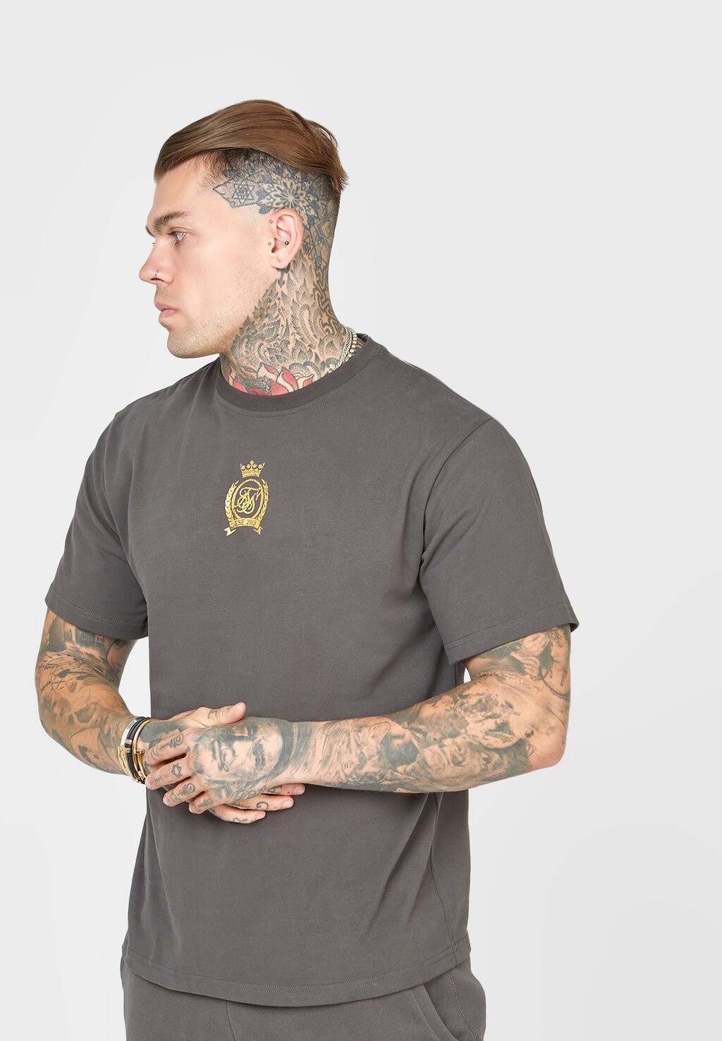 

Футболка с принтом Gold Foil Tee SIKSILK, цвет washed black