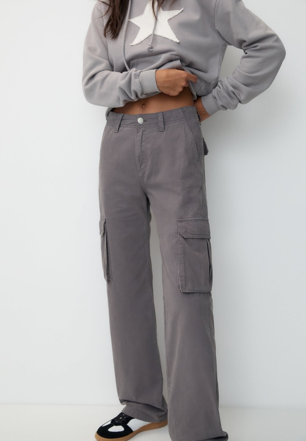 

Брюки-карго Basic PULL&BEAR, цвет dark grey