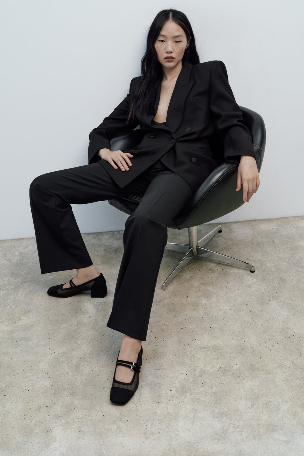 

Бархатные балетки ZARA, черный