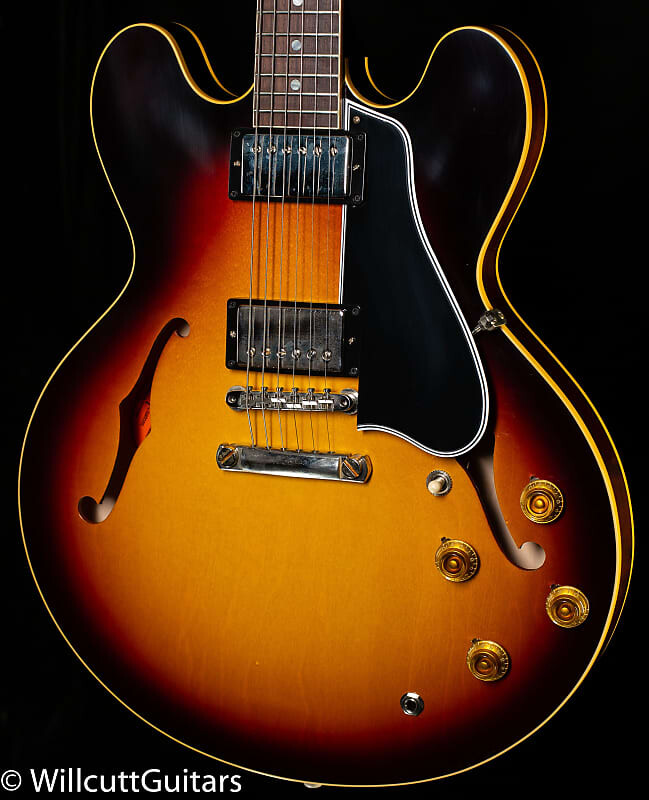 

Электрогитара Gibson Custom Shop 1959 ES-335 Reissue VOS Vintage Burst