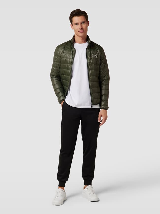 

Стеганая куртка на молнии EA7 Emporio Armani, оливково-зеленый