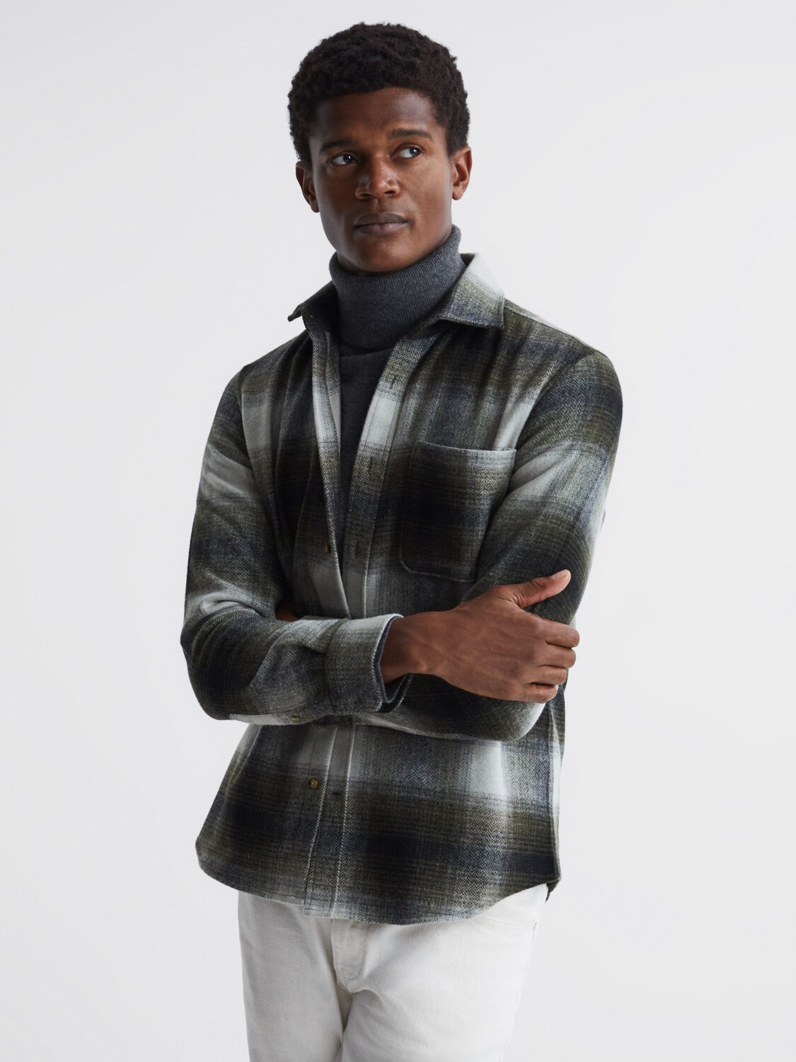 

Рубашка в клетку Reiss Daytona из смесовой шерсти, экрю/зеленый