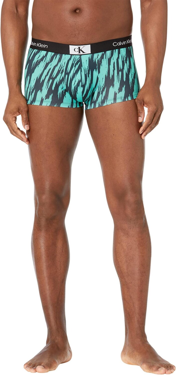 

Набор из трех трусов с низкой посадкой Calvin Klein 1996 Calvin Klein Underwear, цвет Black/Fresh Peppermint/Tiger Stripe Print Fresh Peppermint