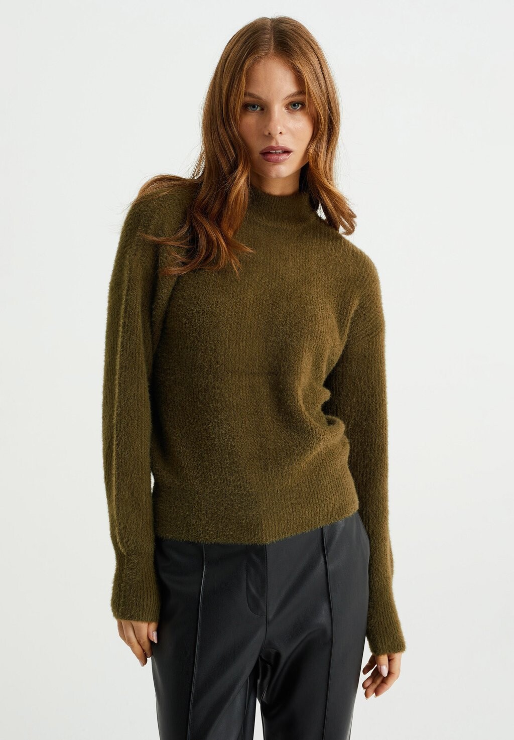 

Вязаный свитер WE Fashion, цвет green