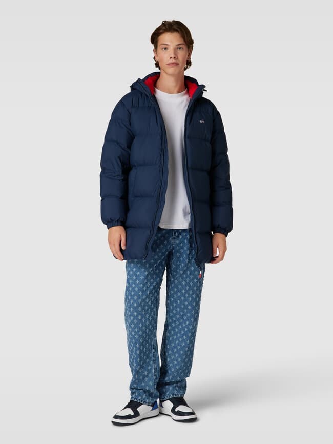 

Стеганая куртка с пришивной этикеткой Tommy Jeans, темно-синий