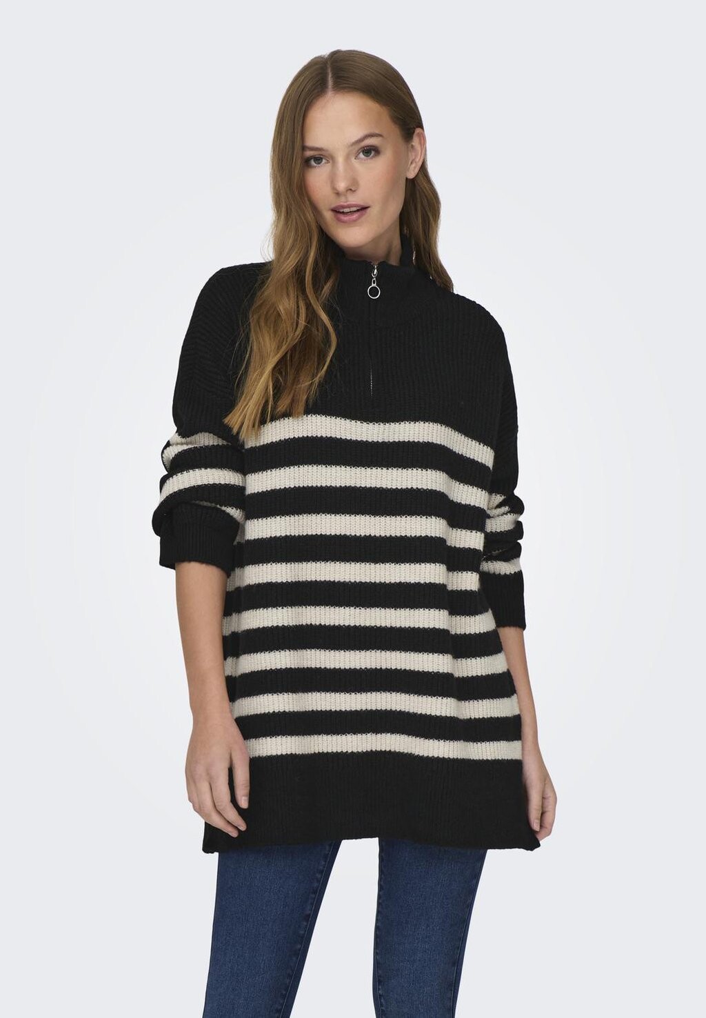 

Свитшот ONLY ALFRIDA LS ZIP HIGHNECK CC, черный/лунный луч