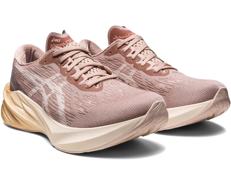 

Кроссовки ASICS Novablast 3, цвет Fawn/Mineral Beige