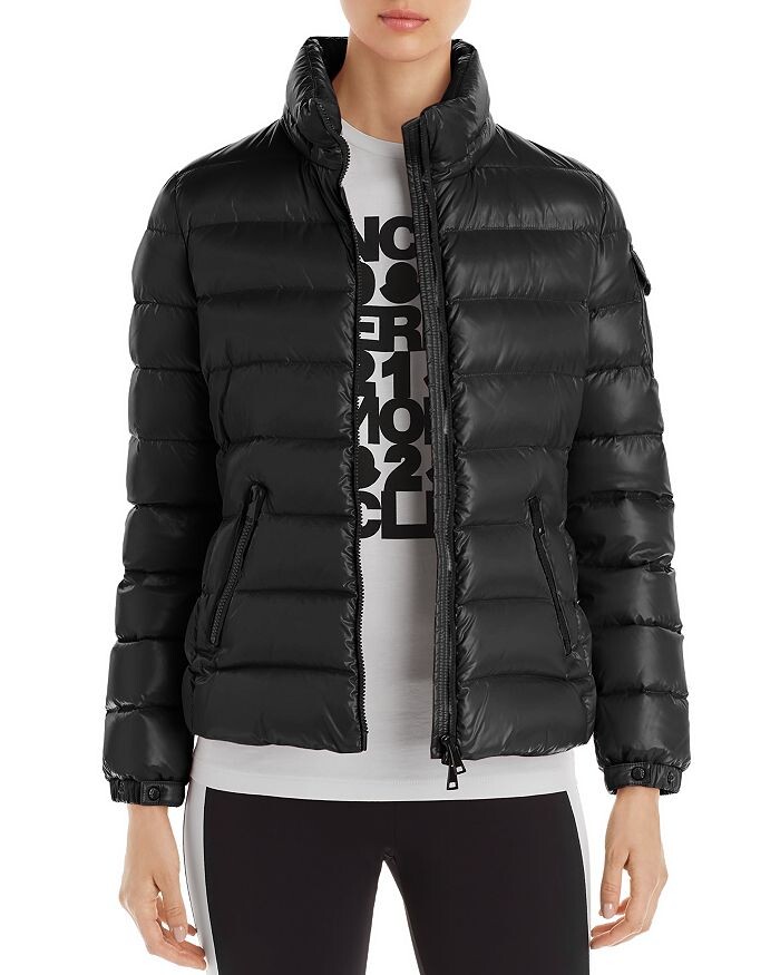 

Moncler Bady Тонкий короткий пуховик, черный