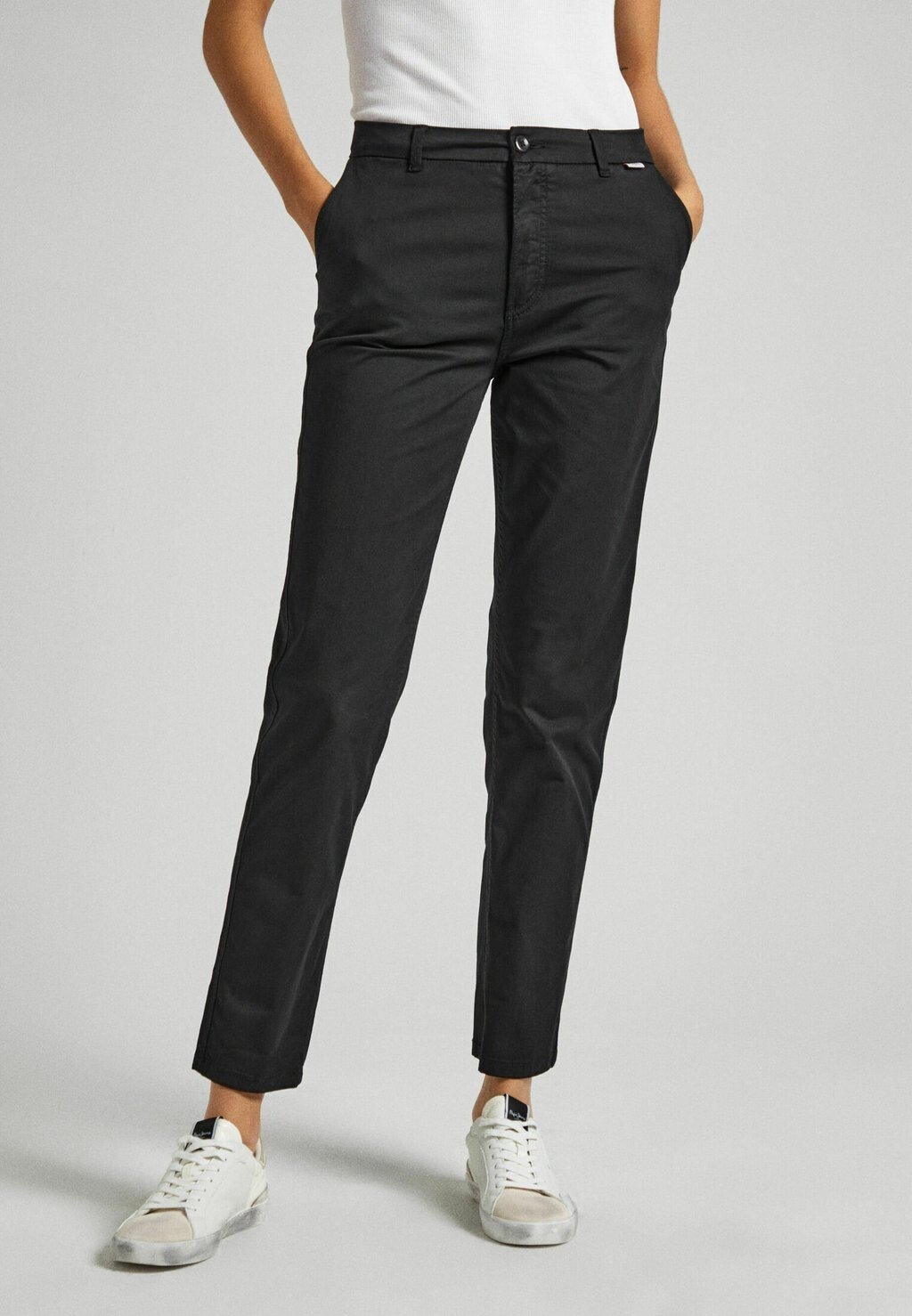 

Брюки Tracy Pepe Jeans, черный