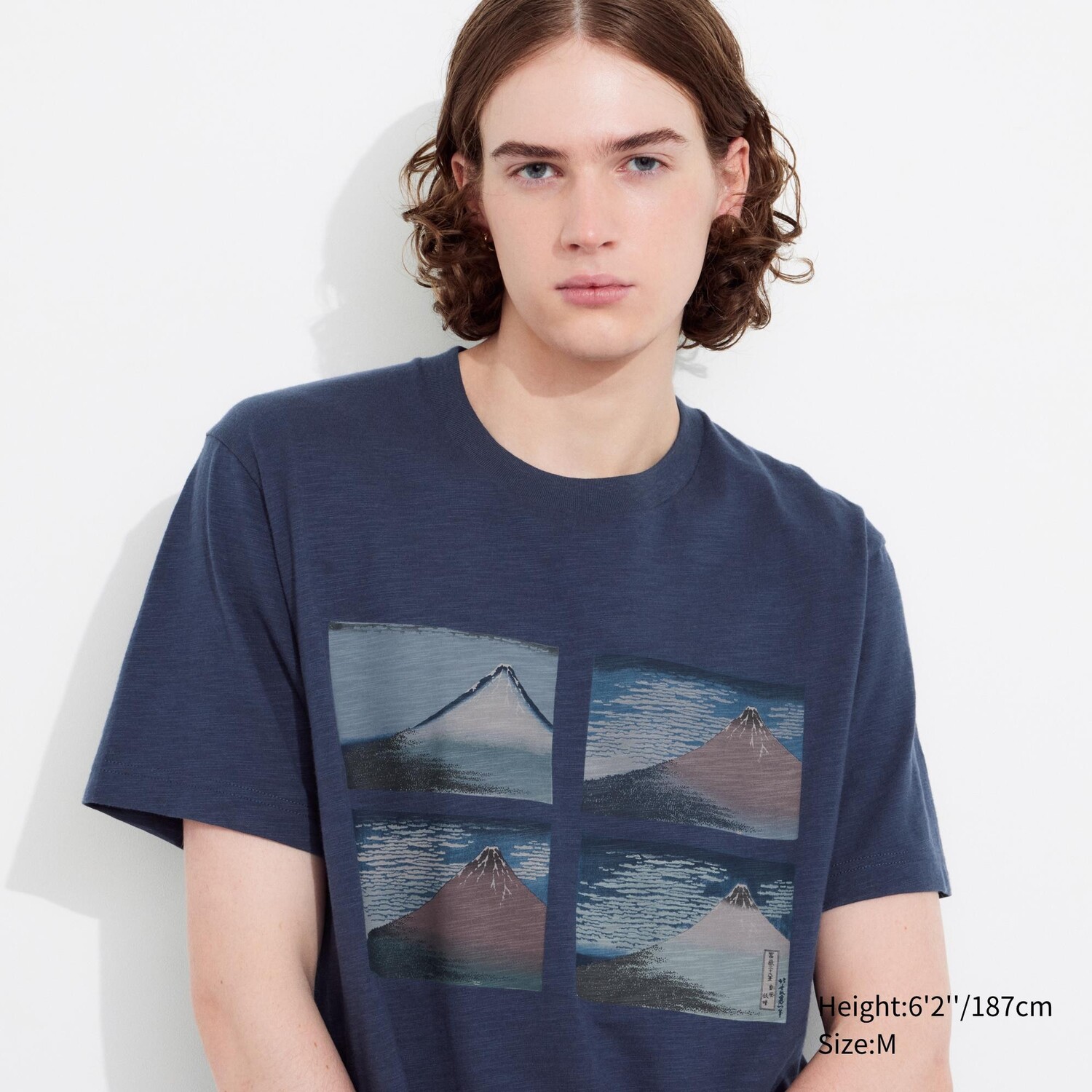 

Футболка Uniqlo Hokusai Remixed с графическим принтом, синий