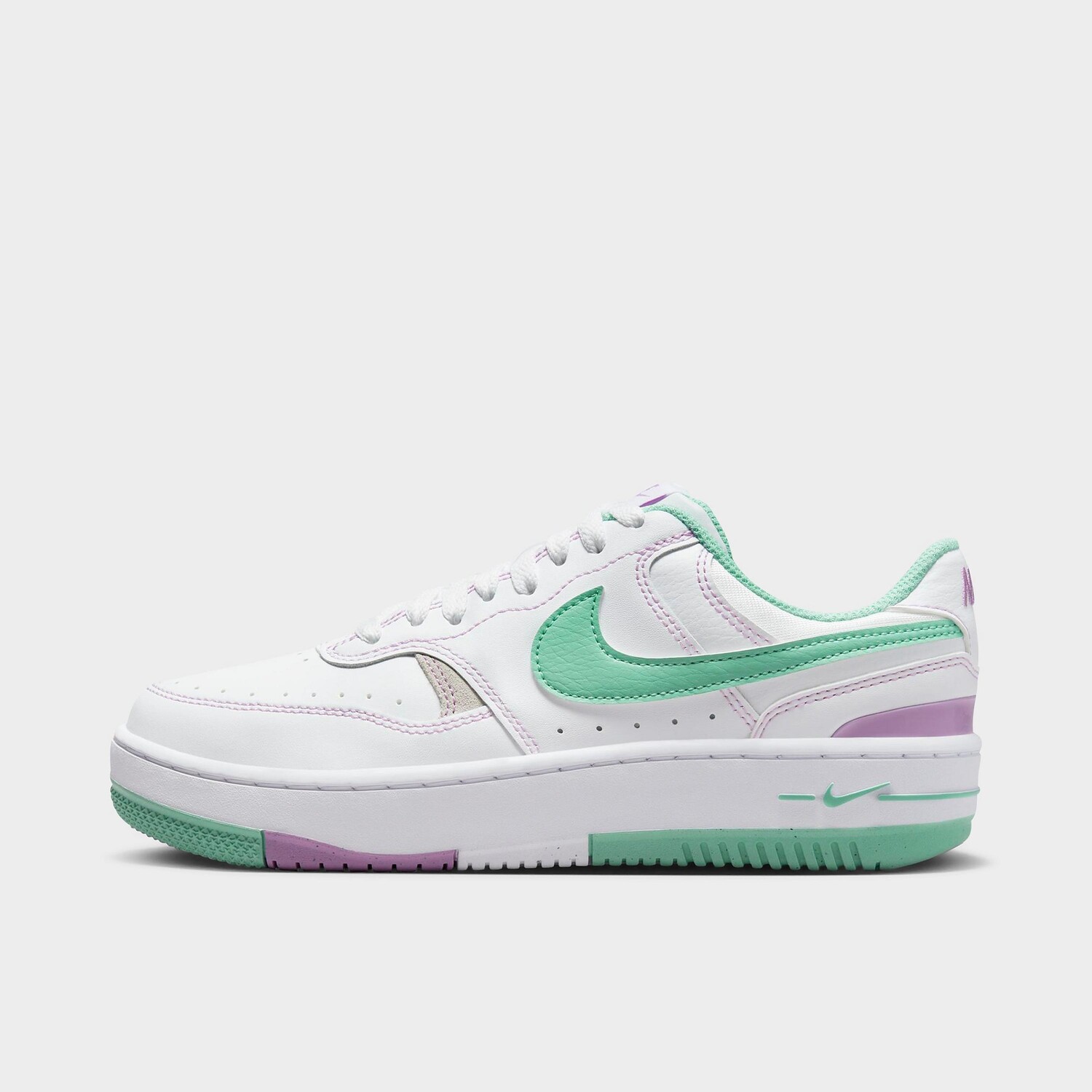 

Женские повседневные кроссовки Nike Gamma Force, белый