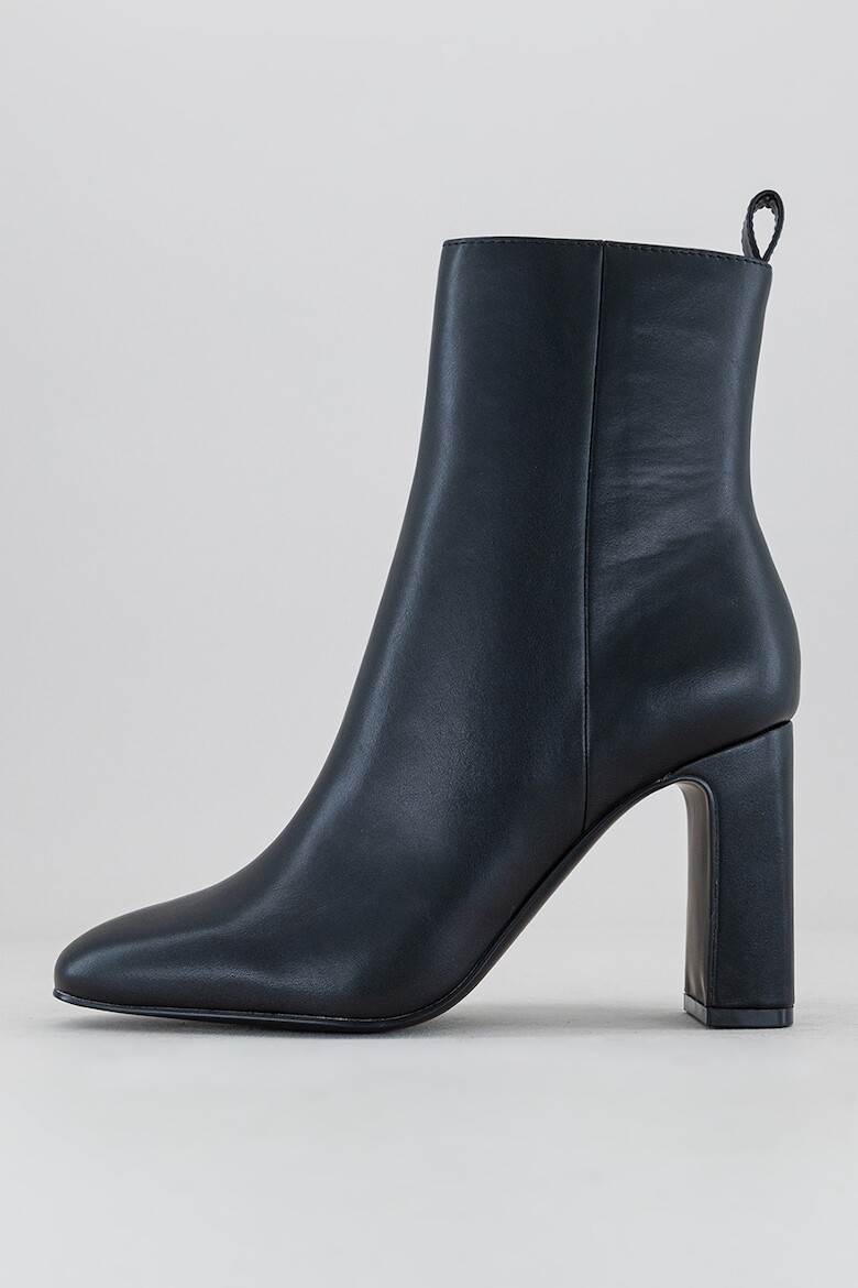 

Ботинки из экокожи Adelisa на массивном каблуке Steve Madden, черный