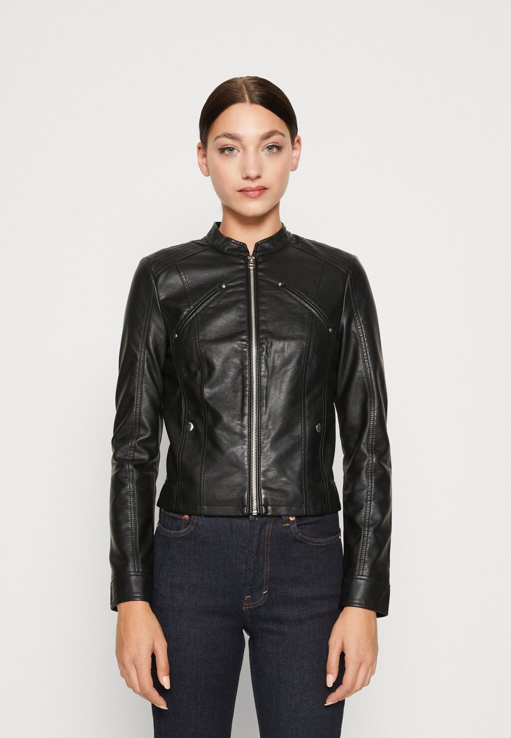 

Куртка из искусственной кожи Vero Moda, черный