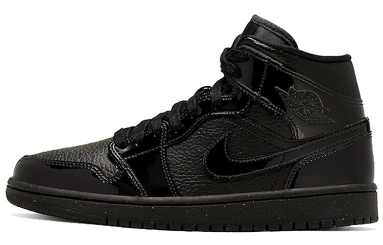 

Air Jordan 1 Mid Triple Черный