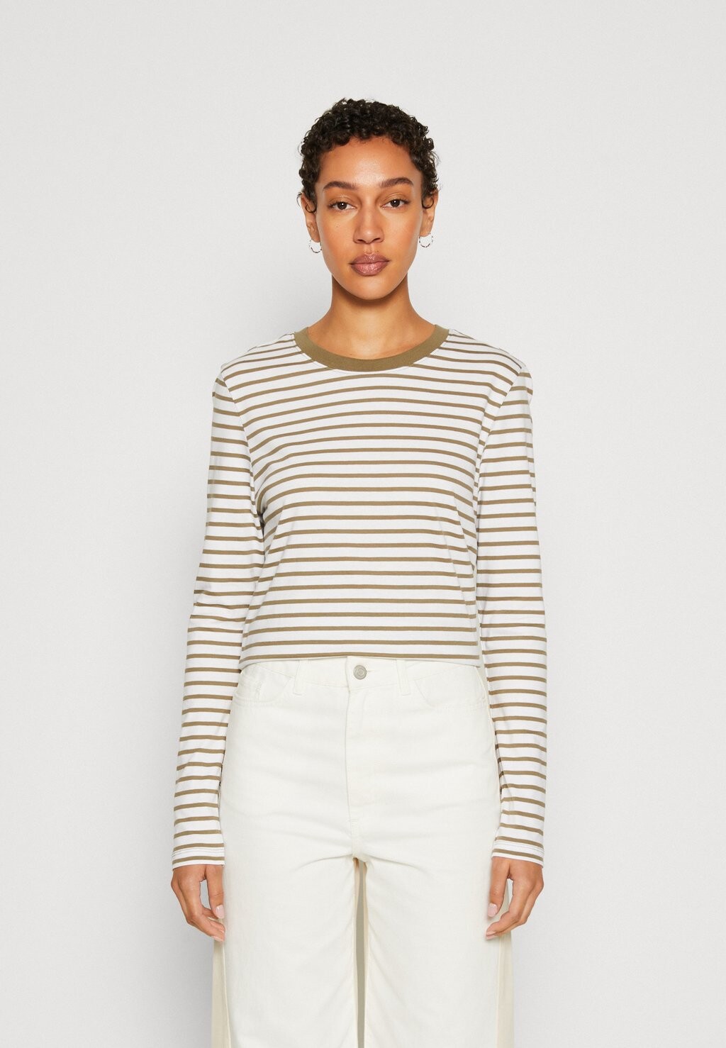 

Футболка с длинным рукавом SLFESSENTIAL STRIPED O NECK Selected Femme, темно-зеленый
