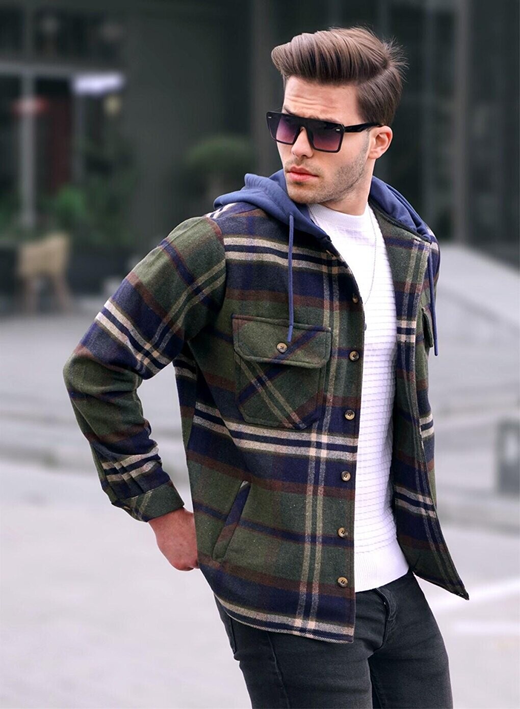 

Рубашка Lumberjack в клетку с капюшоном цвета хаки 5577 MADMEXT
