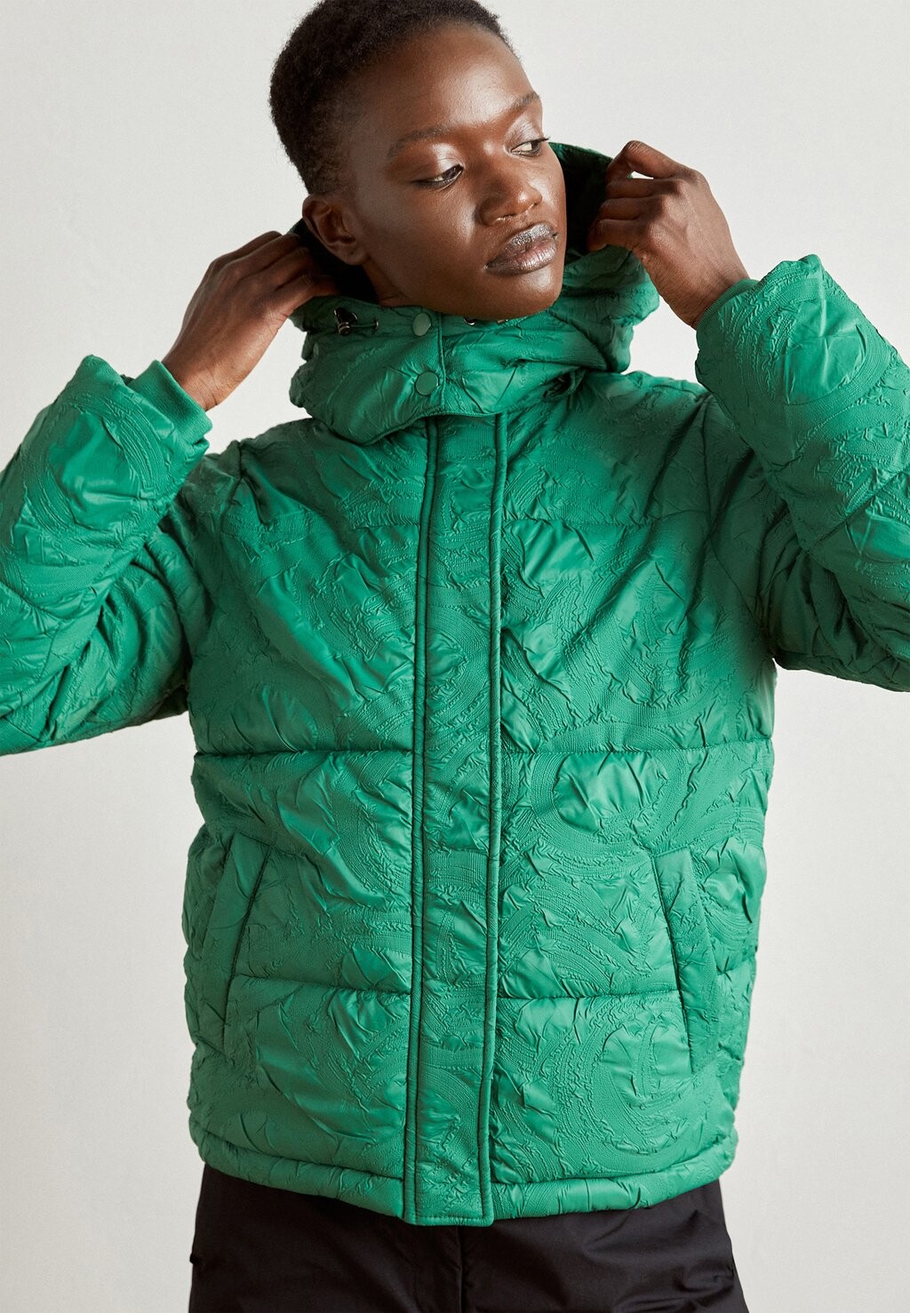 

Зимняя куртка Desigual PADDED CALGARY, цвет jungle green