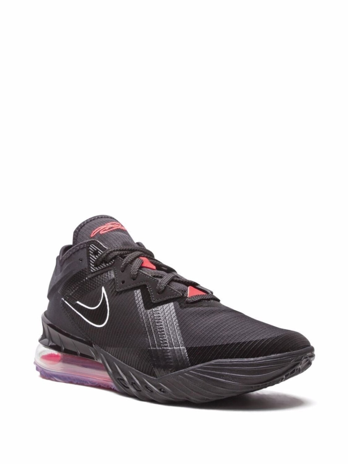 

Nike кроссовки Lebron 18, черный