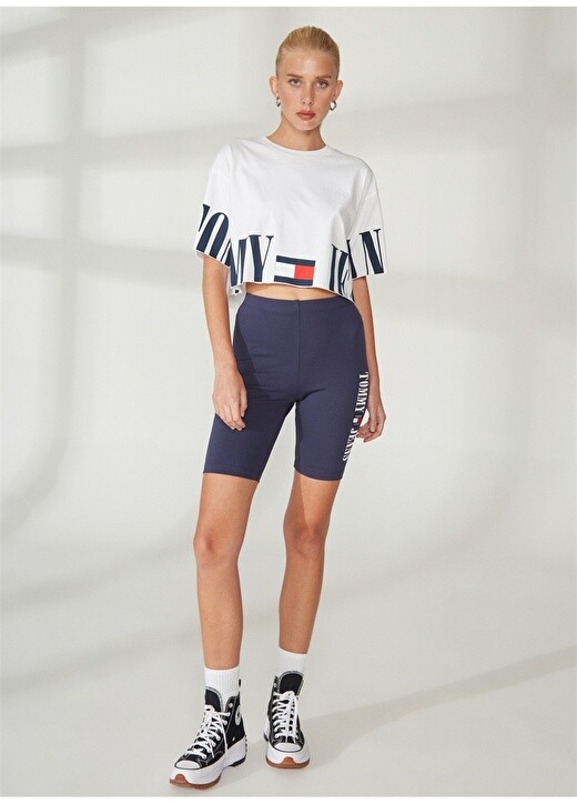 

Нормальные синие женские шорты с нормальной талией Tommy Jeans