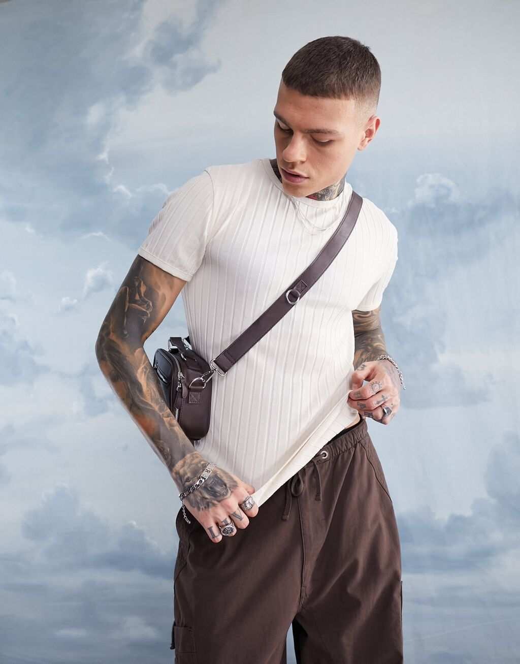 

Белая футболка в рубчик ASOS DESIGN