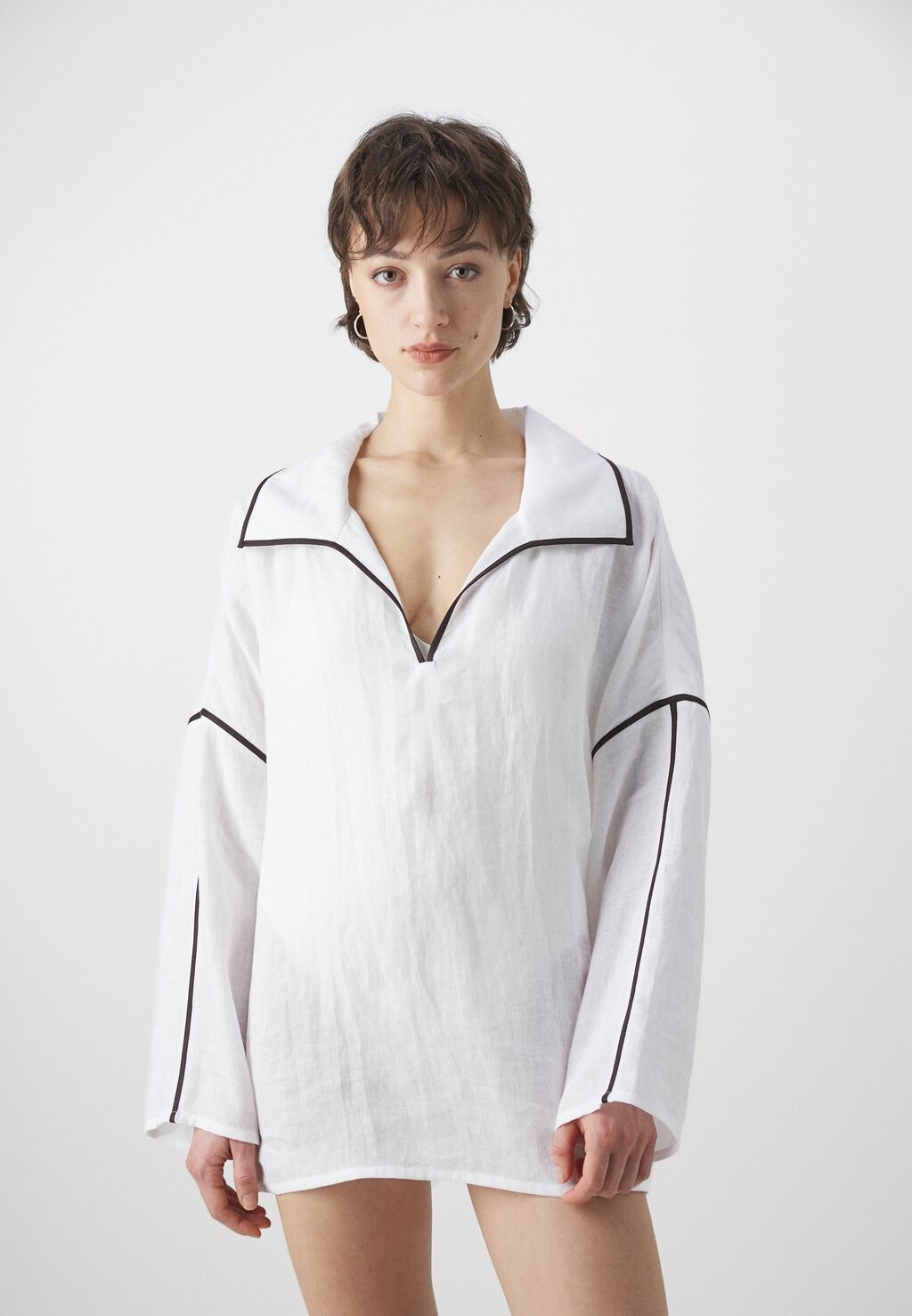 

Пляжный аксессуар BEACH SHIRT Tory Burch, цвет white