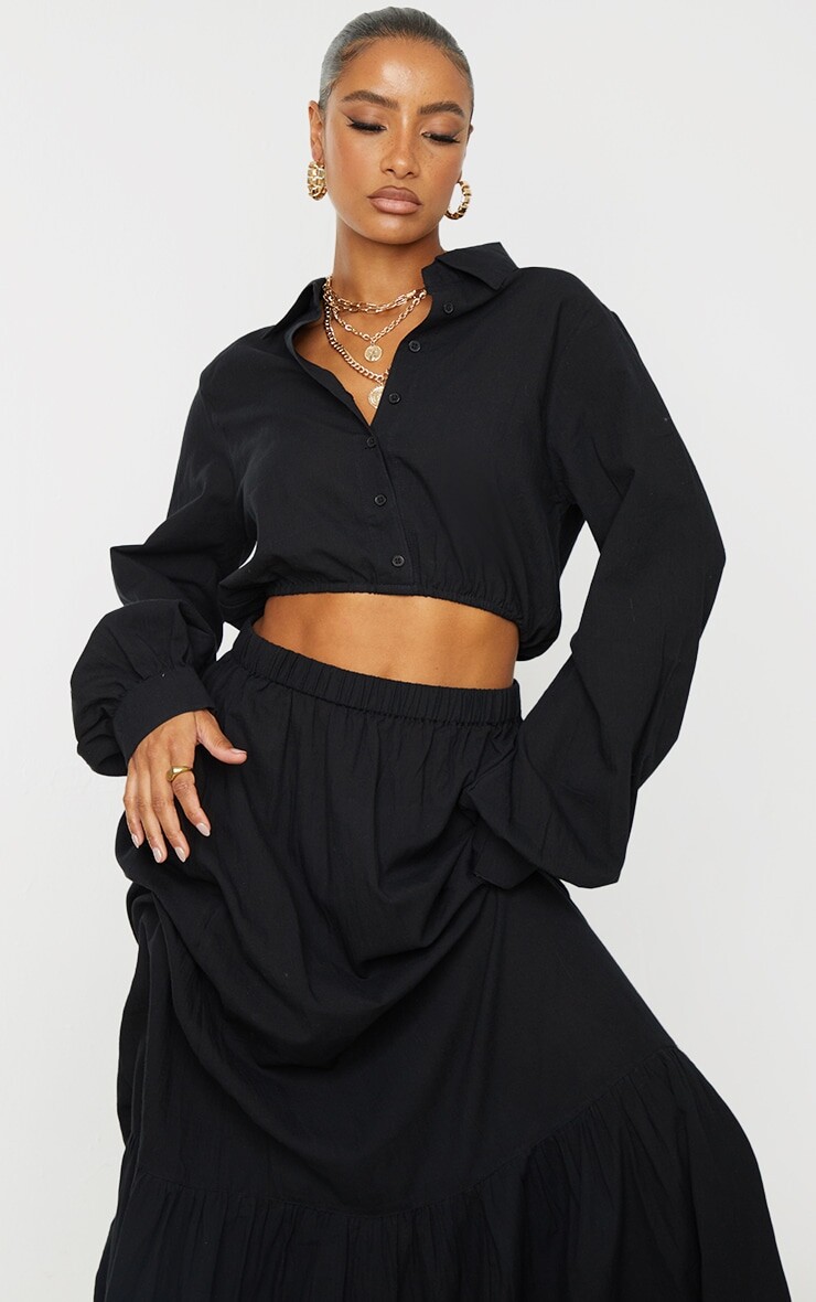 

PrettyLittleThing Черная льняная укороченная рубашка на пуговицах спереди